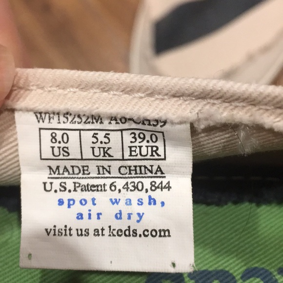 KEDS Slip On Shoes, Size 8 - Picture 5 of 5